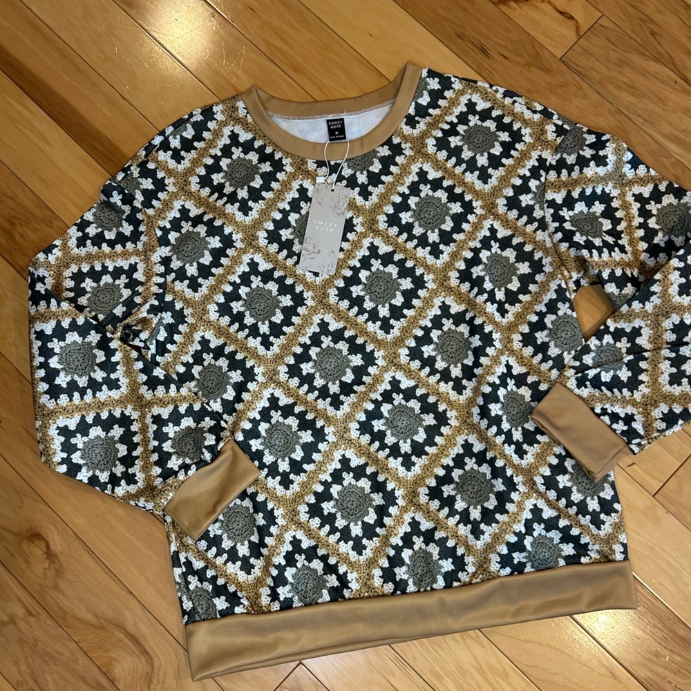 NWT Emery Rose Patterned Women’s Sweatshirt - Picture 6 of 10